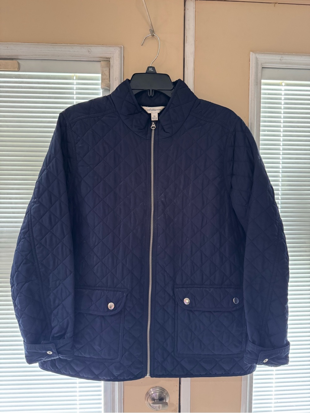 Quilted Navy Women’s Jacket with Stand Collar size XL